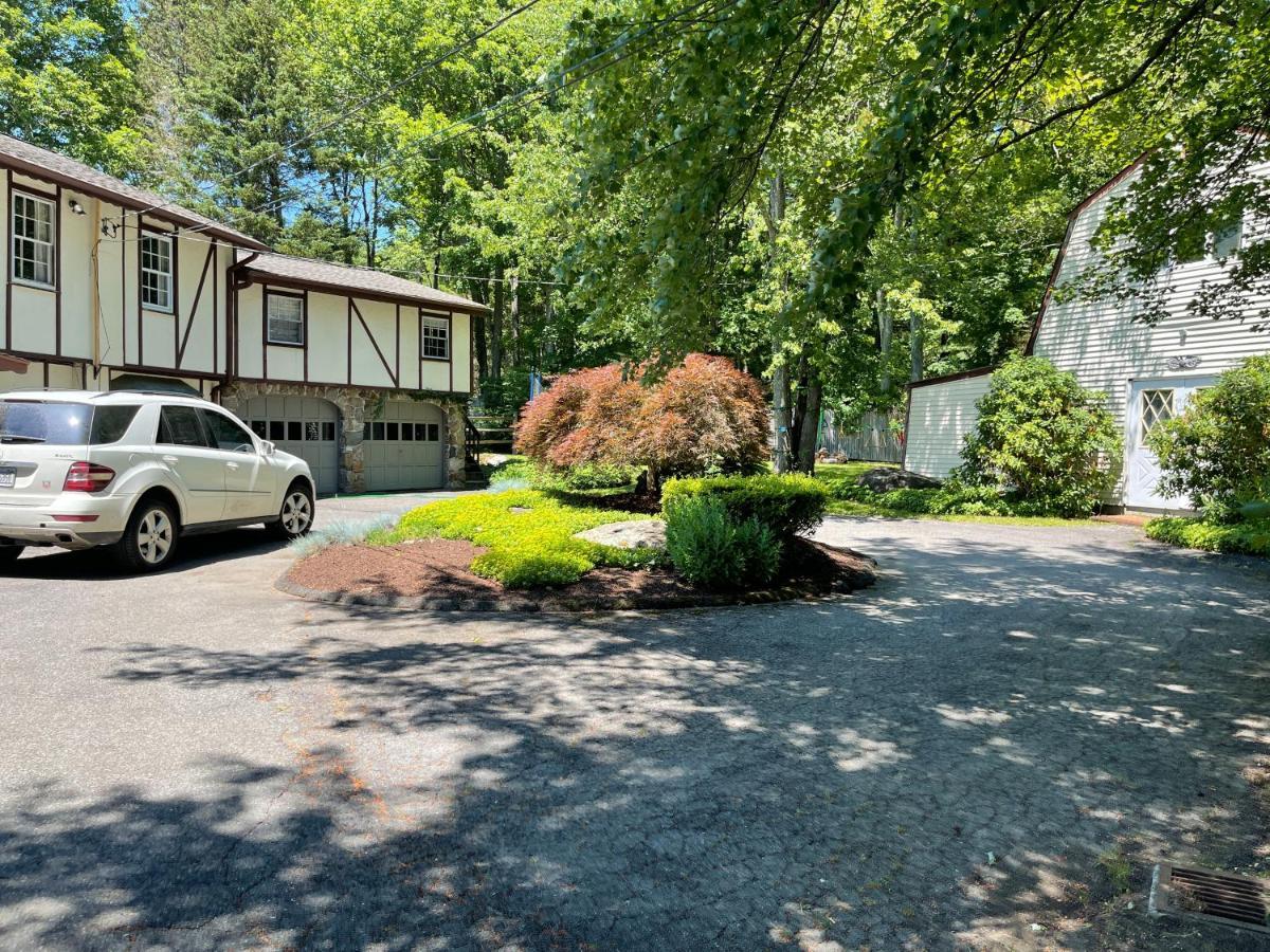 Country Lake House Nestled Between VineyardsWarren エクステリア 写真